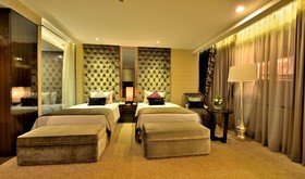 Amaroossa Grande Bekasi