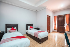 Bunga Karang Hotel By OYO Rooms