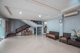 Bunga Karang Hotel By OYO Rooms