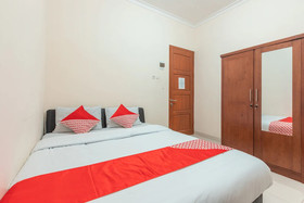 Cempaka Harapan Indah by OYO Rooms