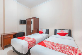 Cempaka Harapan Indah by OYO Rooms