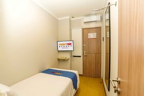 Front One Budget Bekasi