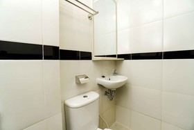 Front One Budget Bekasi