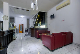 Hotel Arjuna Bekasi by ZEN Roms