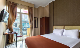 Hotel Arjuna Bekasi by ZEN Roms