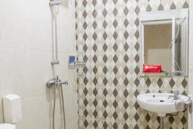 Hotel Danau Indah Utama by RedDoorz