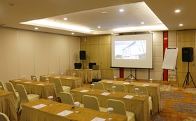 Hotel Santika Mega City Bekasi