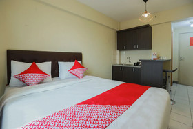 Lauv Room Grand Centerpoint by OYO Rooms