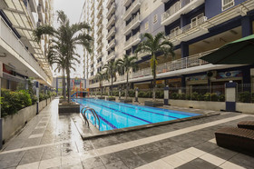 Lauv Room Grand Centerpoint by OYO Rooms