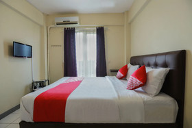 Lauv Room Grand Centerpoint by OYO Rooms