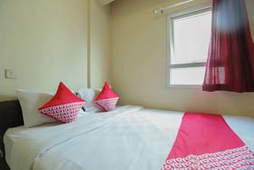 Lauv Room Grand Centerpoint by OYO Rooms