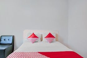 Oyo 3390 Apartment Grand Kamala Lagoon Avenue