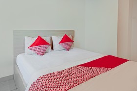 Oyo 3390 Apartment Grand Kamala Lagoon Avenue