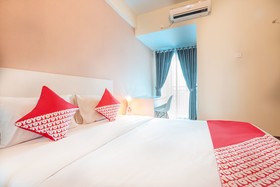 OYO Flagship 755 Appartel Grand Dhika City