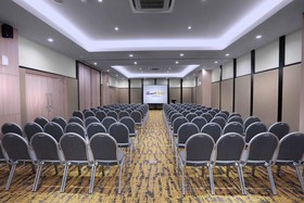 Quest Hotel Cikarang