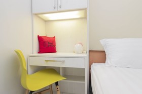 RedDoorz Syariah Plus @ Jatibening