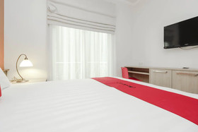 RedDoorz Syariah Plus @ Jatibening