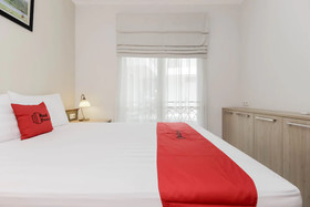 RedDoorz Syariah Plus @ Jatibening