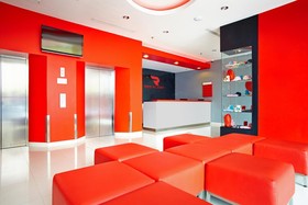 Monoloog Hotel Bekasi