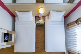 Monoloog Hotel Bekasi