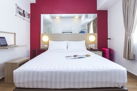 Monoloog Hotel Bekasi