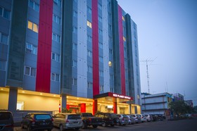 Monoloog Hotel Bekasi