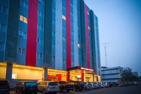 Monoloog Hotel Bekasi
