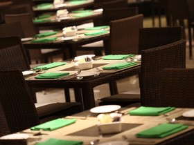 Santika Premiere Kota Harapan Indah