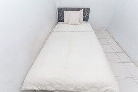 Spot On 93515 Pulo Gebang Guest House