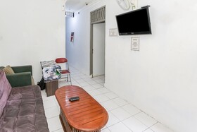 Spot On 93515 Pulo Gebang Guest House