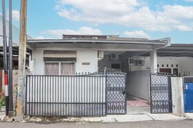 Spot On 93515 Pulo Gebang Guest House
