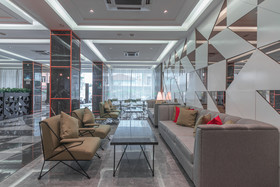 Versa Hotel By OYO Rooms