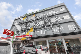 Versa Hotel By OYO Rooms