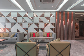 Versa Hotel By OYO Rooms