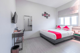 Versa Hotel By OYO Rooms