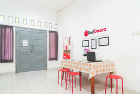 Wisma Pakis by RedDoorz