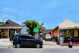 Kost Maluku 36 Family Residence by OYO