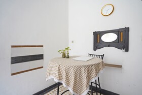 Kost Putih Syariah By OYO