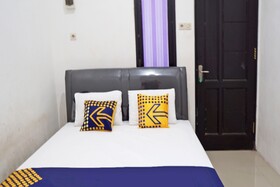 Kost Putih Syariah By OYO