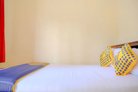 Panderman Residence by OYO Rooms