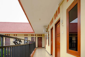 Panderman Residence by OYO Rooms