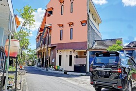 Purnama Syariah Guest House By OYO