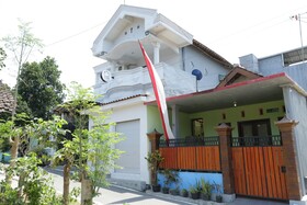 Spot On 93189 Rumah Berkah Syariah
