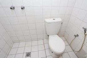 Capital O 93349 Hotel Gondangdia