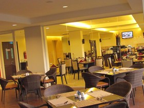 Padjadjaran Suites Hotel & Conference
