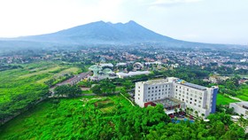 Padjadjaran Suites Resort & Convention Hotel