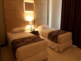 Royal Hotel