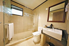 Royal Safari Garden Resort & Conventions