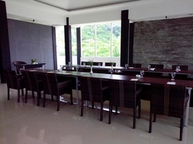 Santa Monica Hotel And Convention