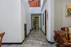 Super OYO 92134 Bogor Guest House Syariah